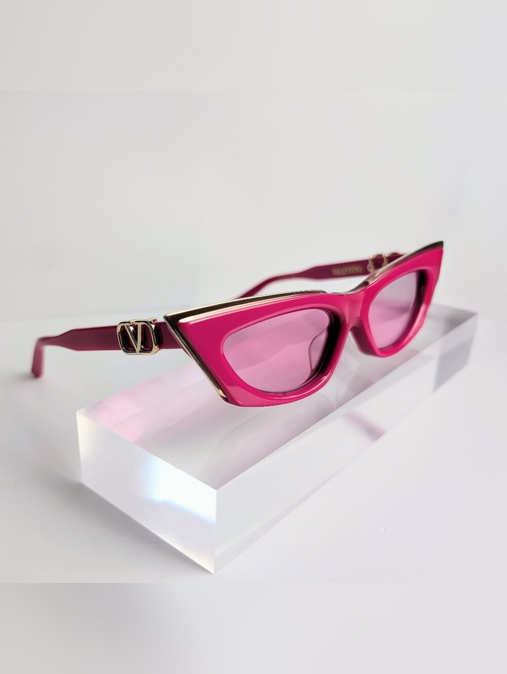 Valentino 55MM Cat Eye Sunglasses VLogo Goldcut VLS-113C NWT MSRP:$920